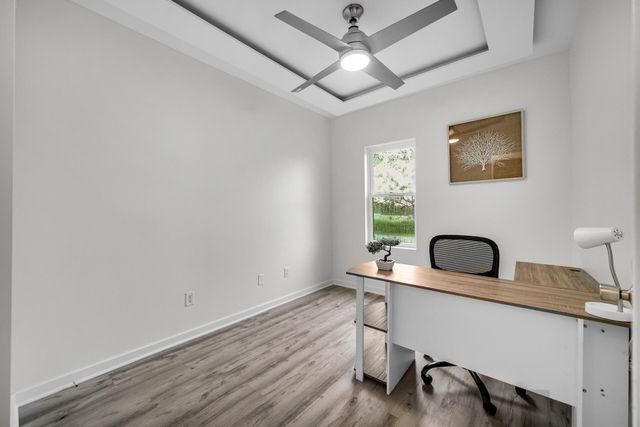 838 N 200 W, Valparaiso, IN 46385