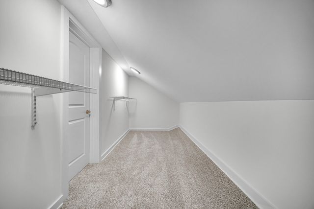 838 N 200 W, Valparaiso, IN 46385