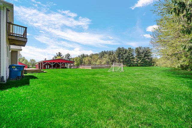 838 N 200 W, Valparaiso, IN 46385