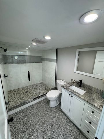 838 N 200 W, Valparaiso, IN 46385