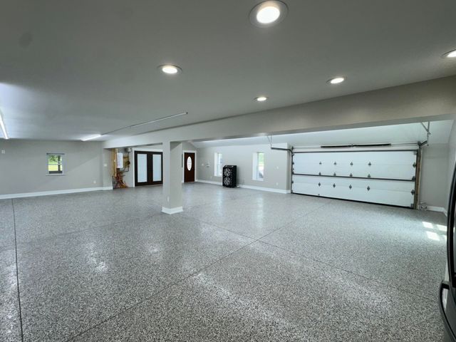 838 N 200 W, Valparaiso, IN 46385