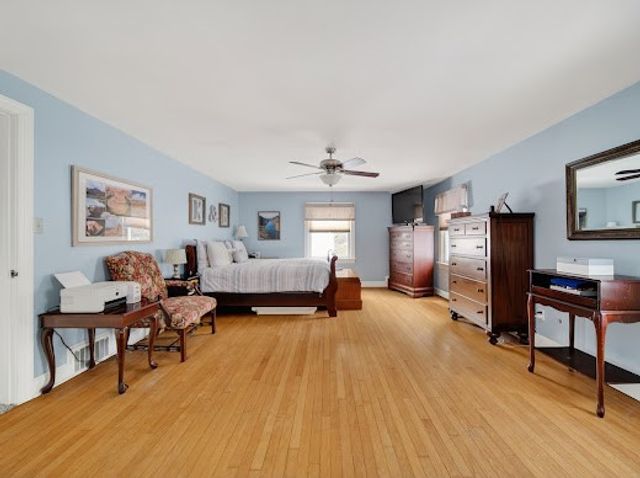 710 CONNECTICUT Drive, Erie, PA 16505