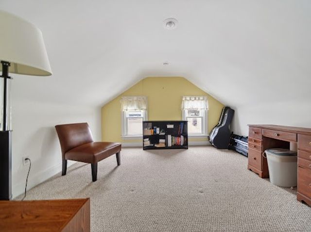 710 CONNECTICUT Drive, Erie, PA 16505