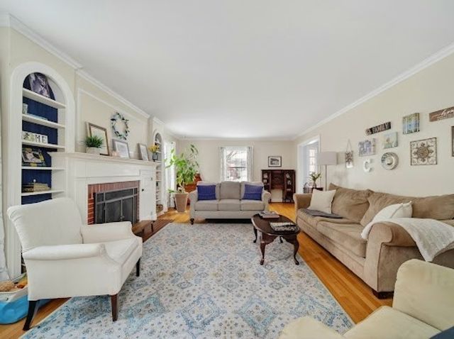 710 CONNECTICUT Drive, Erie, PA 16505