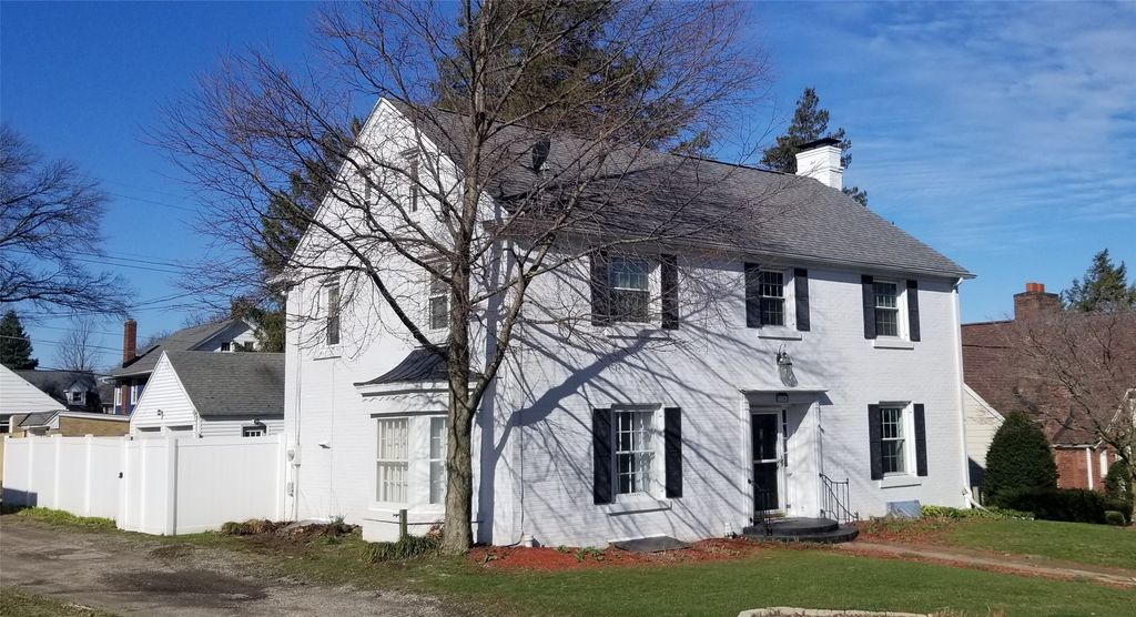 710 CONNECTICUT Drive, Erie, PA 16505