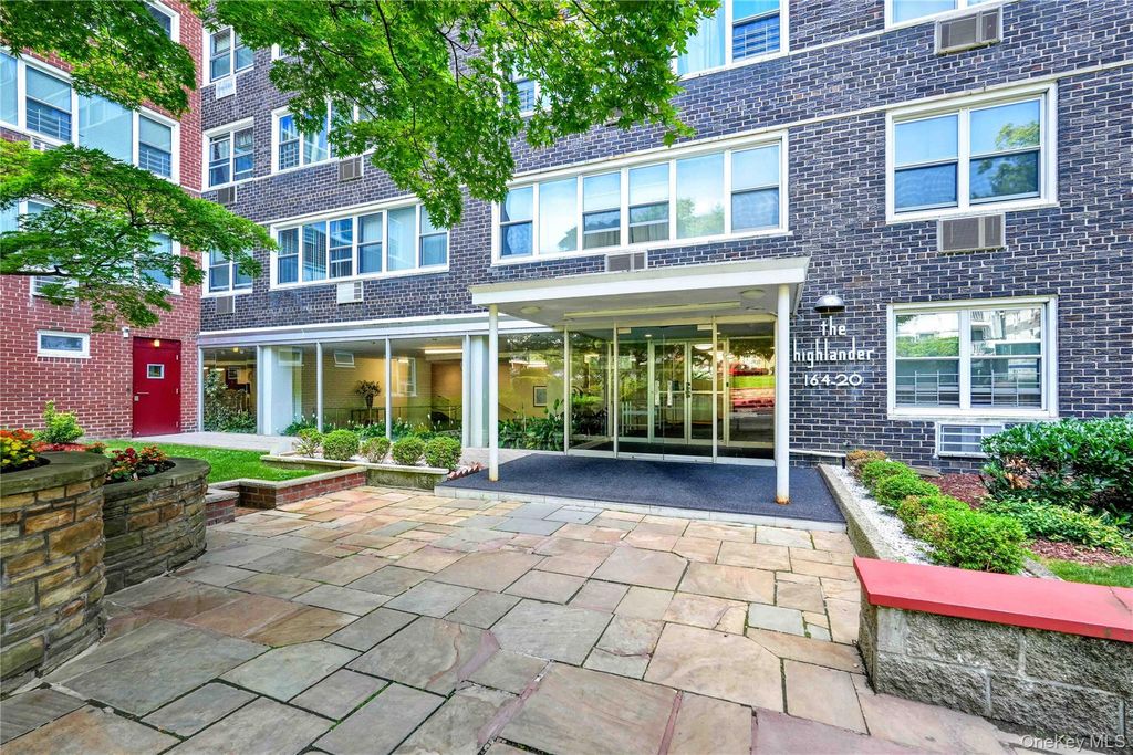 164-20 Highland Avenue 5S, Jamaica, NY 11432 — photo 2
