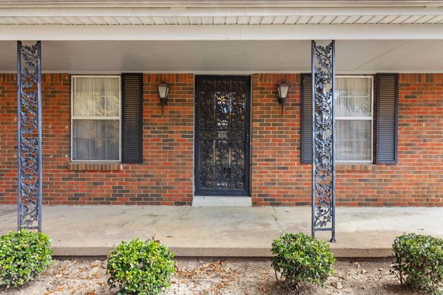 3620 ARCHWOOD DR, Memphis, TN 38128