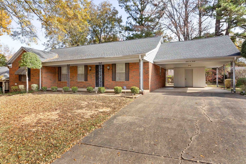 3620 ARCHWOOD DR, Memphis, TN 38128