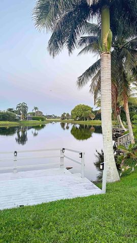 2060 Amesbury Circle, Wellington, FL 33414