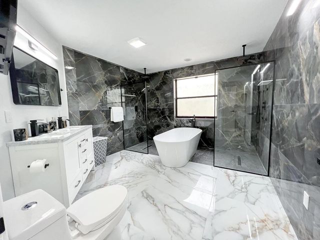 2060 Amesbury Circle, Wellington, FL 33414