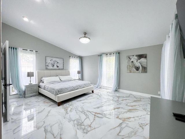 2060 Amesbury Circle, Wellington, FL 33414