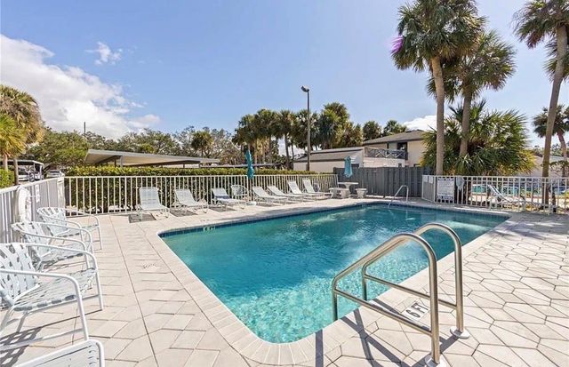 7294 CLOISTER DRIVE 23, Sarasota, FL 34231