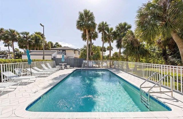 7294 CLOISTER DRIVE 23, Sarasota, FL 34231