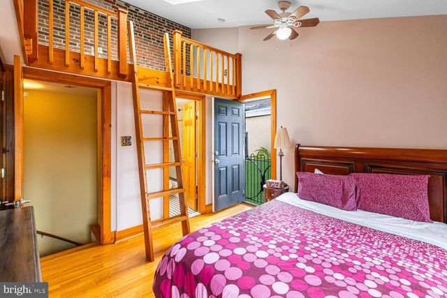 1305 RODMAN ST, Philadelphia, PA 19147
