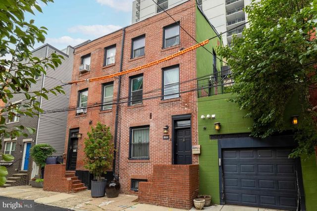 1305 RODMAN ST, Philadelphia, PA 19147