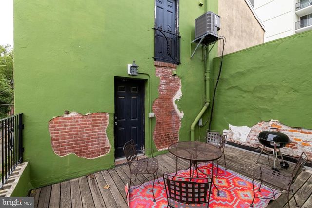 1305 RODMAN ST, Philadelphia, PA 19147