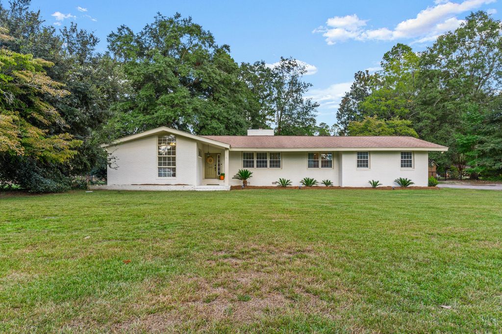 1420 Tolly Ganly Circle, Orangeburg, SC 29118