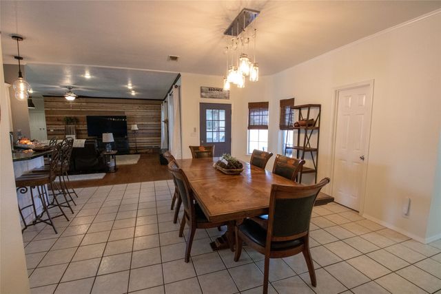 514 Preston Drive, Pottsboro, TX 75076