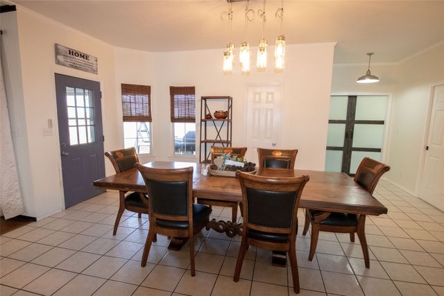 514 Preston Drive, Pottsboro, TX 75076