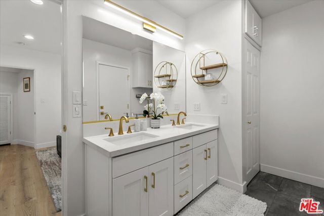 3317 Cardiff Avenue, Los Angeles, CA 90034