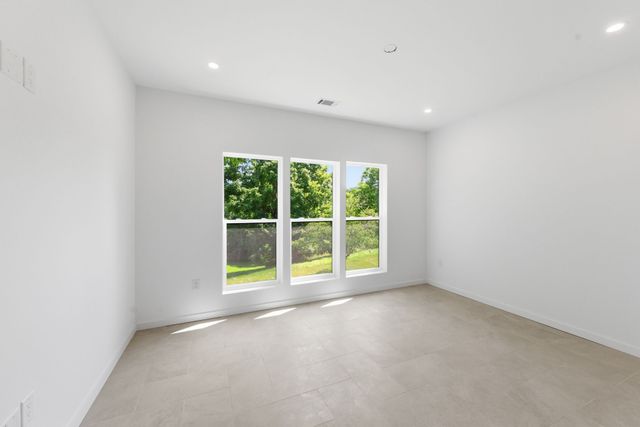 2505 Barclay Dr, Nashville, TN 37206