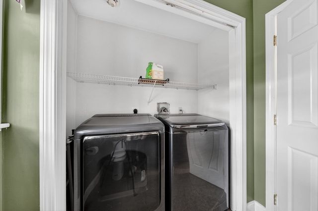 715 County Road, Rochester, MA 02770