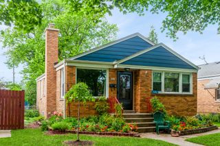 928 Grey Avenue, Evanston, IL 60202