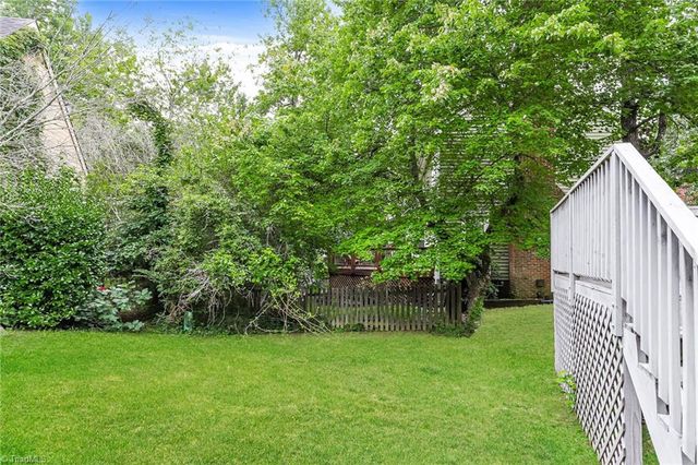 1505 Bridgetown Court, Greensboro, NC 27407