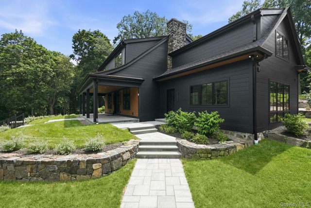 77 Montrose Station Road, Montrose, NY 10548