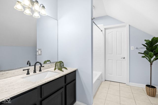 1018 E Ohio Street, Indianapolis, IN 46202