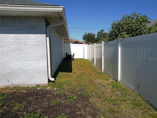 3132 CHAMBERLAIN STREET, Deltona, FL 32738