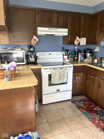 723 E Taylor Street, Ladoga, IN 47954