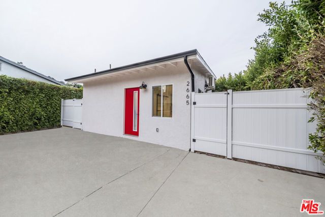 2663 Queen Street, Los Angeles, CA 90039