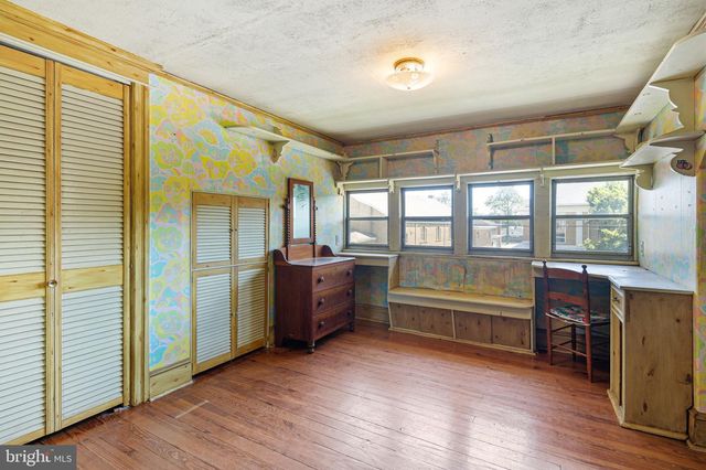 115 W GLOUCESTER PIKE, Barrington, NJ 08007