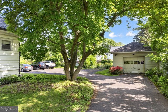 115 W GLOUCESTER PIKE, Barrington, NJ 08007