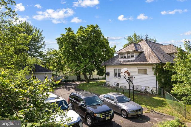 115 W GLOUCESTER PIKE, Barrington, NJ 08007