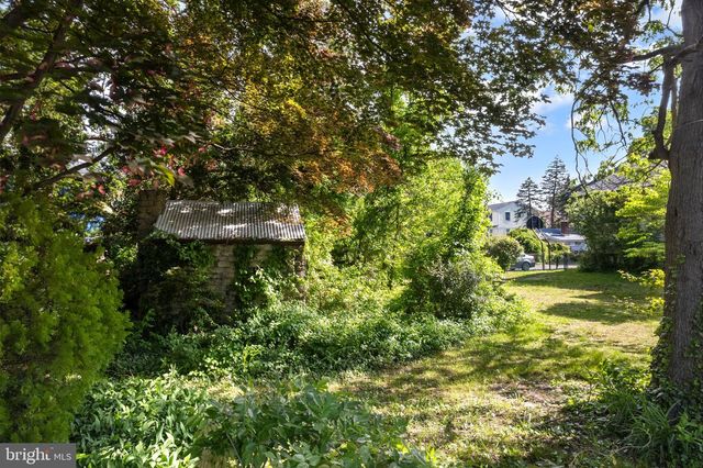 115 W GLOUCESTER PIKE, Barrington, NJ 08007