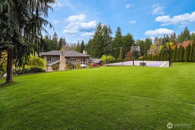 13024 167th Avenue NE, Redmond, WA 98052