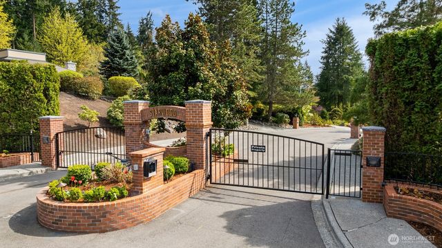 13024 167th Avenue NE, Redmond, WA 98052