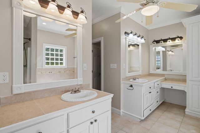 563 Scruggs, Sumrall, MS 39482
