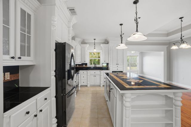 563 Scruggs, Sumrall, MS 39482