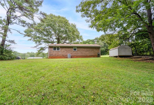 1014 Yancey Street, Shelby, NC 28150