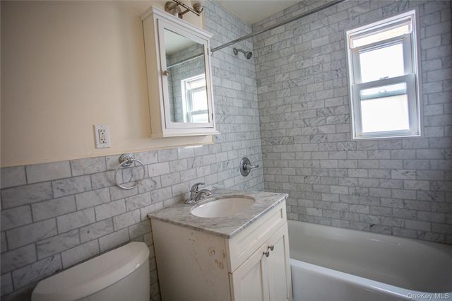 765 Shore Road 1L, Long Beach, NY 11561