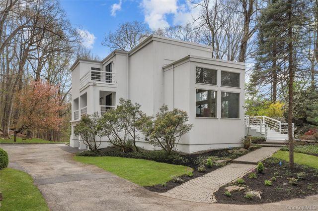 52 Whippoorwill Lake Road, Chappaqua, NY 10514