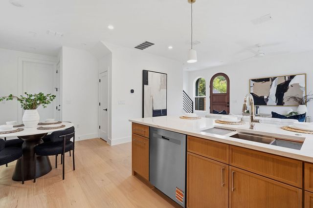 1157 Nickols Ave, Austin, TX 78721