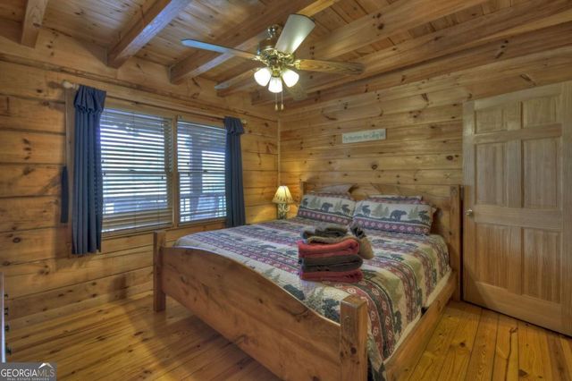 220 Lakota Lane, Mineral Bluff, GA 30559