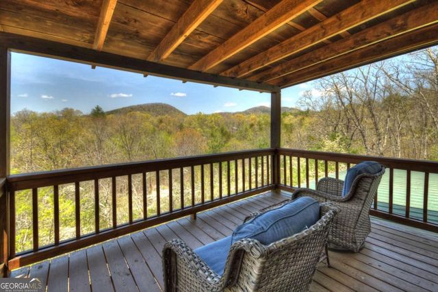 220 Lakota Lane, Mineral Bluff, GA 30559