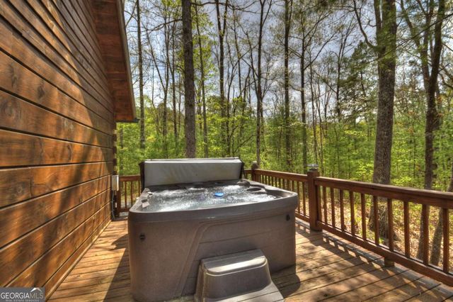 220 Lakota Lane, Mineral Bluff, GA 30559