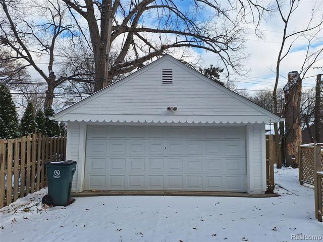 607 S Connecticut Street, Royal Oak, MI 48067