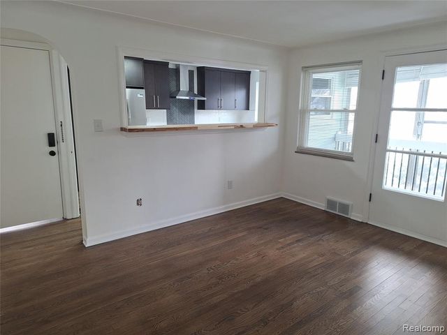 607 S Connecticut Street, Royal Oak, MI 48067